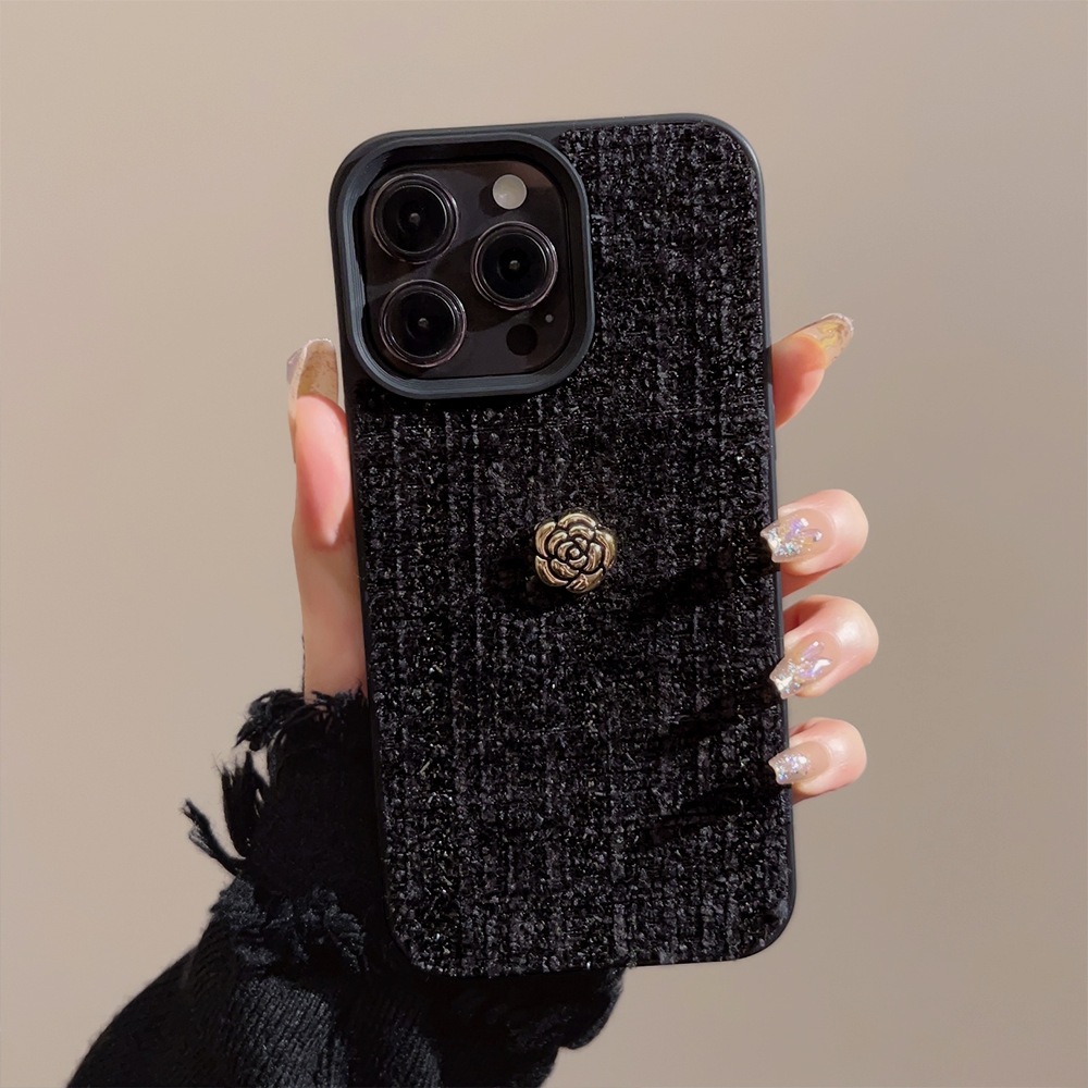 Embroidery Embellishments - Luxury 3D Golden Camellia Flowers Phone