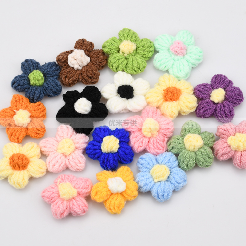 Handmade Crochet Five Petal Fl - Embellish Craft recension och pris