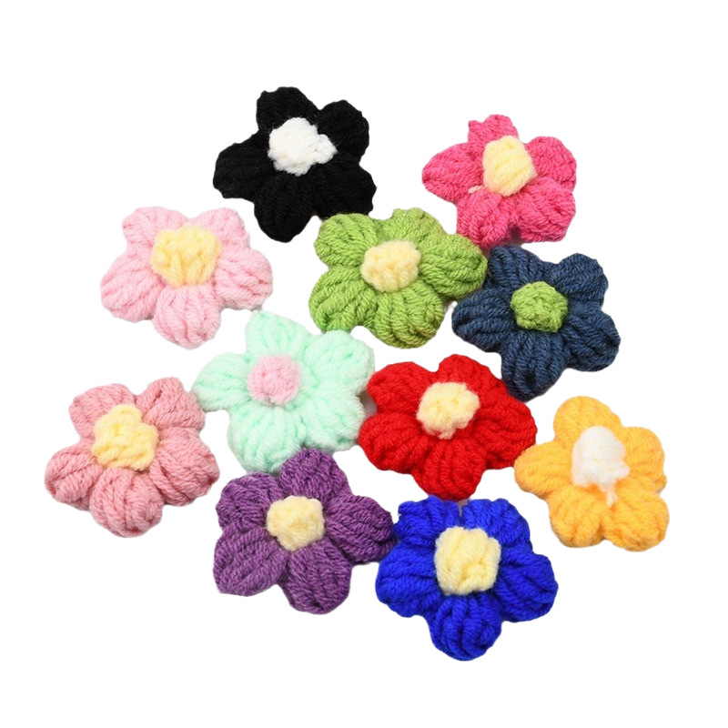 Handmade Crochet Five Petal Fl - Embellish Craft recension och pris