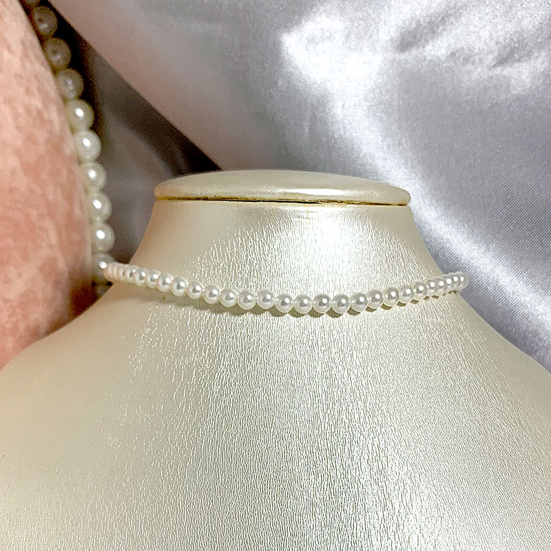 Elegant 4mm Shell Pearl Neckla - Pearl Trim Chain recension och pris