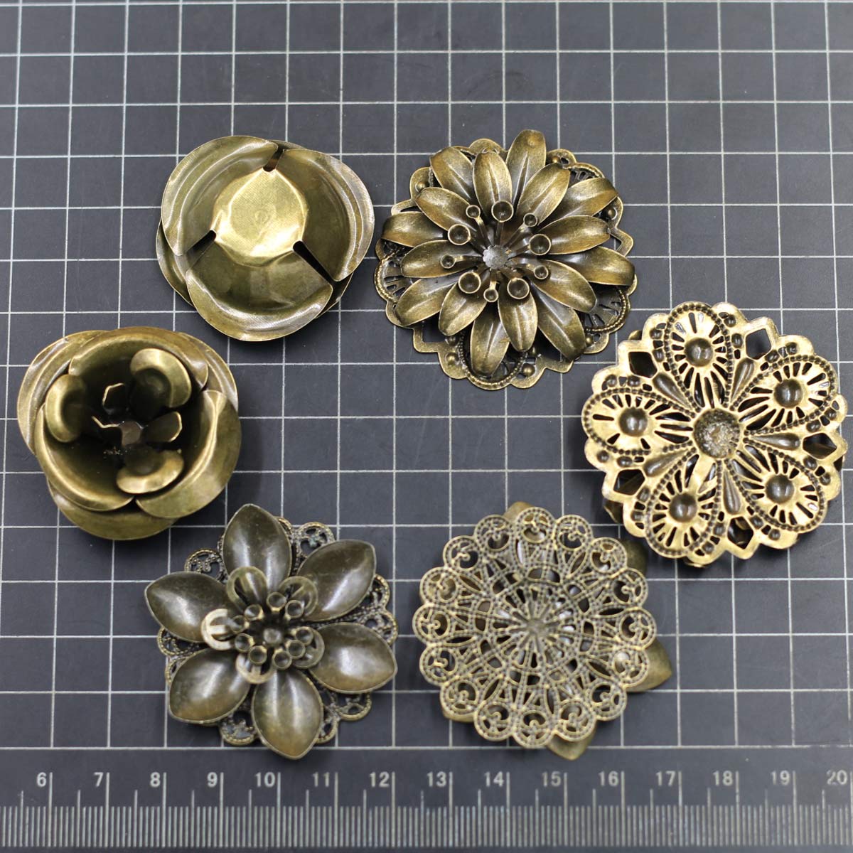 6Pcs Embellishments Combinatio - Embellish Craft recension och pris
